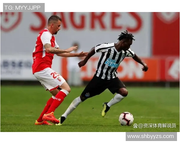 世界杯精彩对决那不勒斯狂胜本菲卡4-0绝杀时刻点燃全场激情