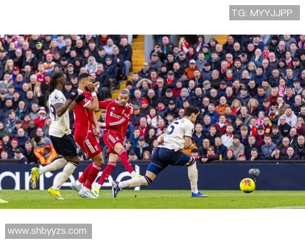 友谊赛惊现乌龙球利物浦逆转切尔西全场沸腾历史冷门再添一笔