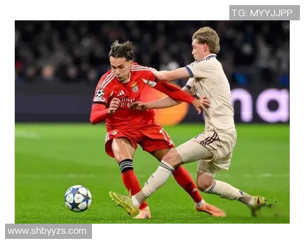 世界杯精彩对决那不勒斯狂胜本菲卡4-0绝杀时刻点燃全场激情