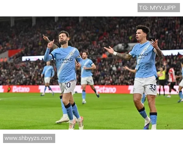 欧冠激战曼城与那不勒斯战成平局争议判罚引发全场热议