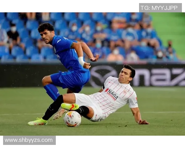 西甲精彩对决拜仁与那不勒斯战成平局十大进球瞬间回顾