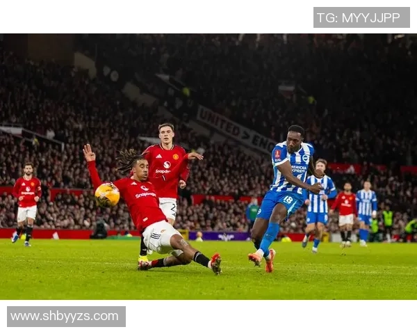 足总杯惊天逆转莱比锡大胜曼联引发全场震动与热议